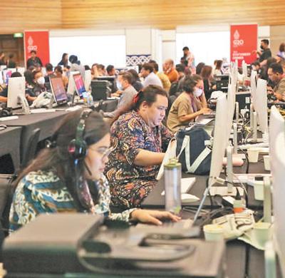 凝聚共识 推进合作