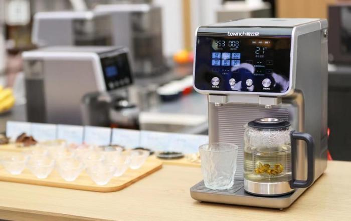 莱克正式发布天狼星S9吸尘除螨洗地机 开创清洁电器“True3 in1”时代