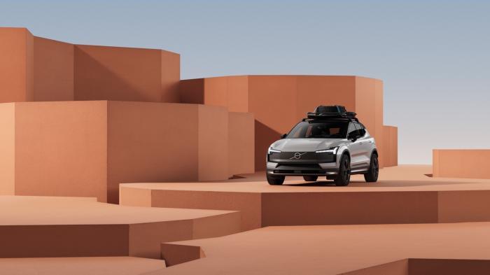 沃尔沃全新小型纯电SUV EX30在米兰发布