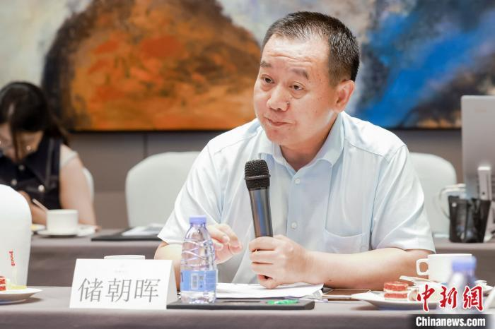 儲朝暉：建立短視頻與未成年人“親知”的良性關(guān)聯(lián)