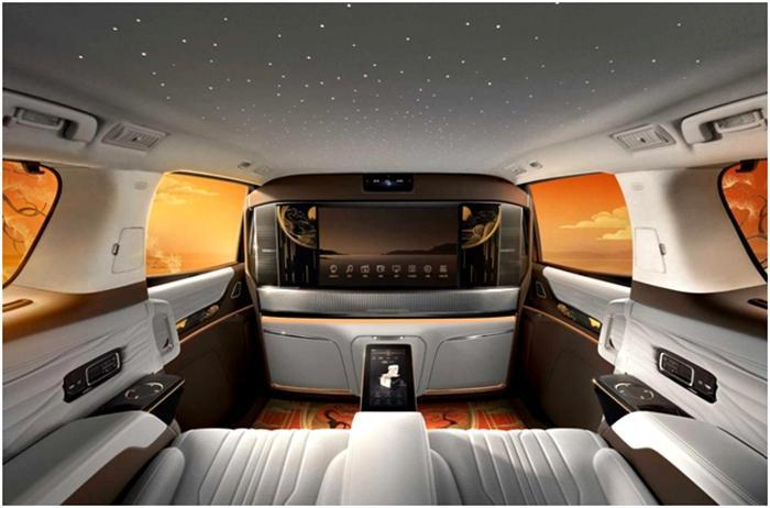 别克世纪CENTURY推出全球限量5台郭培联名高定版车型售价108.99万元