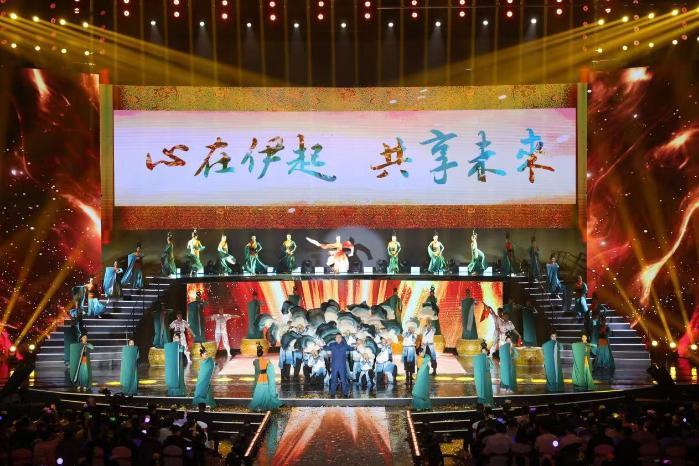 亿元重奖！伊利2023年年会圆满举行，御风踏浪拥抱美好2024