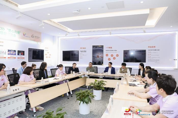 菲仕兰2024年爱心月嫂项目启动