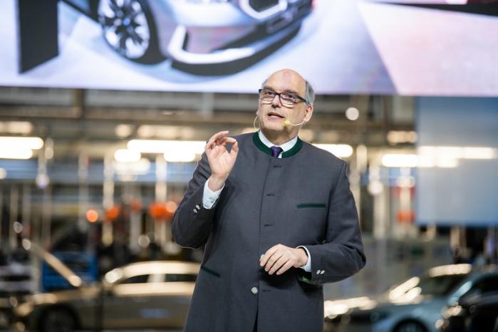 AI科技助力百万量级智能制造 华晨宝马第600万辆整车—创新纯电动BMW i5下线