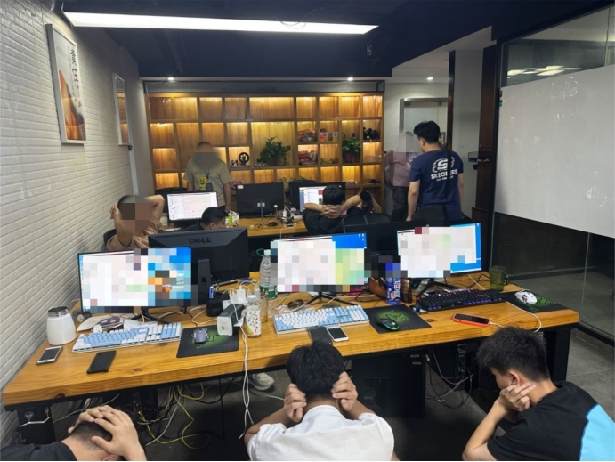 黑产劫持大量手机强制弹广告牟利 抖音配合警方破获一起相关案件