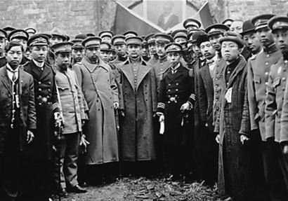 �����߽�������Ӱ��Ϊ��������������ʷ����ͼ����2��