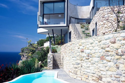 HolmanHouse�����±ߵıϼ���֮��