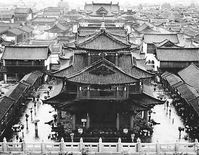 丽江木府无完整屋墙相连 被誉为凝固的丽江古乐