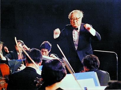 著名指挥家陈传熙逝世 名字在银幕上出现次数最多