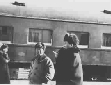 ����Զ����ë���״η��ռ�ʵ�����췢�����񵯣�2��