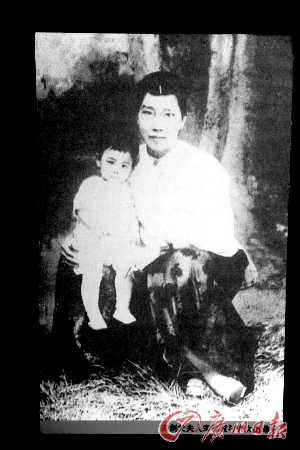 ����ǰ�ĸ�����Ů�Ӹ����ӡ�����檹Ѹ�����ը����2��