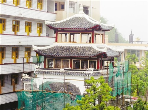 “垫中诏书阁”开始修复楼顶曾藏有清帝诏书御宝