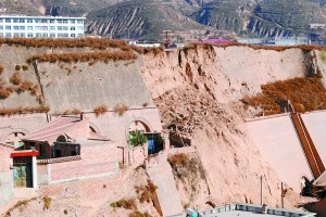 ���໷�������ųǶദ̮��ÿ��Ͷ���������Ԫ