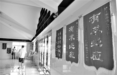 盘点被拉下神坛的“大师”们(2)