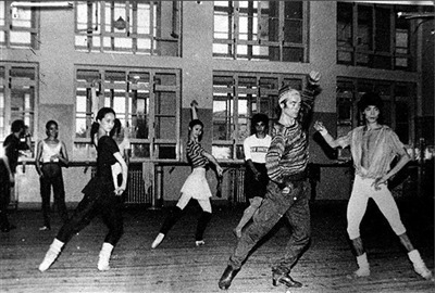 ���ٴ�ʦŬ��Ү��桶�ü�ڭ�¡��������й�