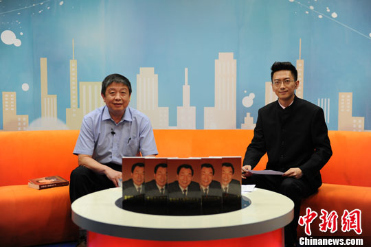 朱镕基出书幕后:成立专项组前后一百多人参与