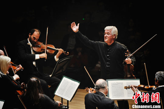 ���ô�����������Ľ��������״εֽ��ݳ�������