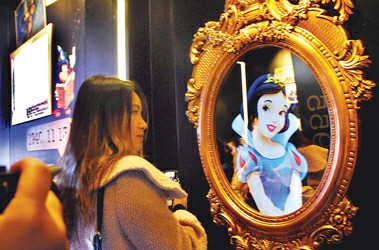 ����ʿ��90������չ�����Ϻ���Ļ��ͼ��