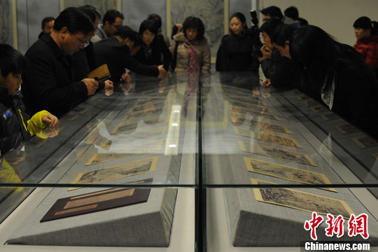 12月21日,"太璞如琢——崔如琢太原精品展暨所藏《石涛罗汉百开册页》