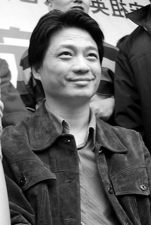 ����Ԫ������ѧ��ʦ��æ�������統�����ˣ�ͼ��