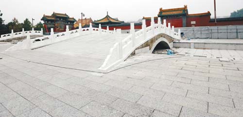 沈阳故宫南墙外广场将建42米高努尔哈赤雕像(图)