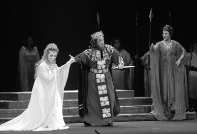 �±����硶�ǰ�����ݳ��ı��Թ�ϣ�����磨ͼ��