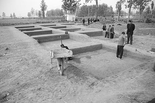 河北唐县挖掘出一汉代遗址出土红陶残片(图)