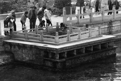 ��ͻȪˮλ����ͣ���Ѿõ����Ȫ���磨ͼ��