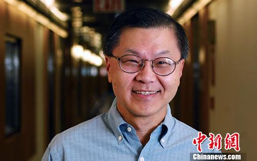 艾滋病研究专家何大一获“影响世界华人大奖”提名(图)