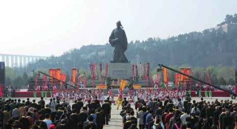 �����������˼�ʷʥ˾��Ǩ������Ϊ�����ˣ�ͼ��