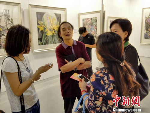 第18届北京艺术博览会开幕柯桐枝20幅作品亮相