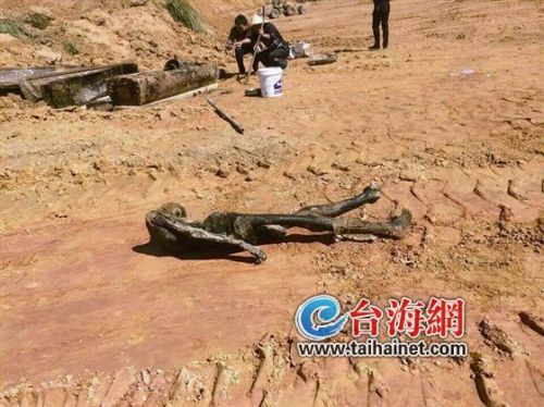 ��������һ���ؾ����������ʬ������ϡ�ɼ�