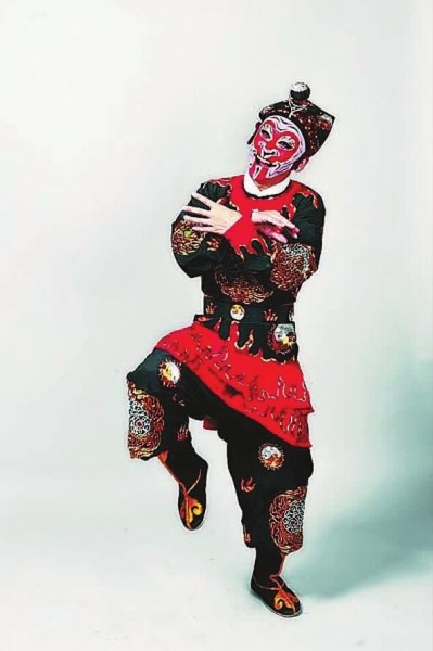 �����еĺ�Ϸ����С¥���ξ��ոǽ���ǣ������̨