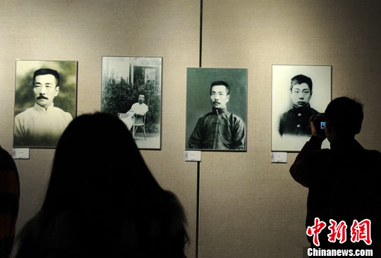 鲁迅生前艺术收藏及书信亮相重庆钟爱收藏国外画作