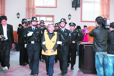 长沙最大盗墓案开审 倒卖者辩称"为办博物馆"