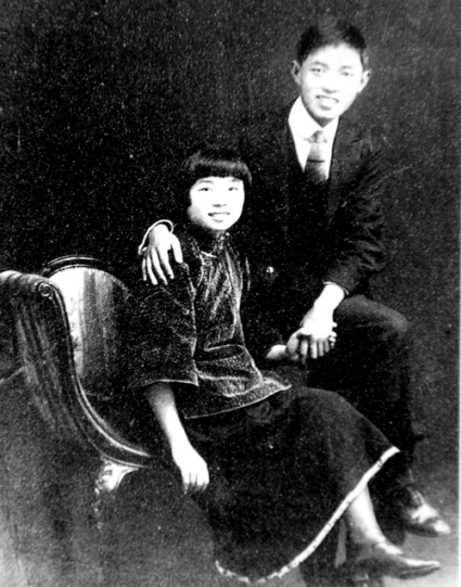 红军女将张琴秋率500女战士打得敌人晕头转向