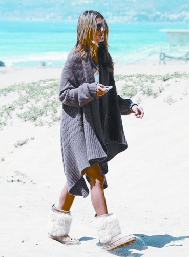 "犀利姐"街头接棒(组图)