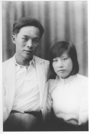 胡兰成和第二任太太全慧文合影.