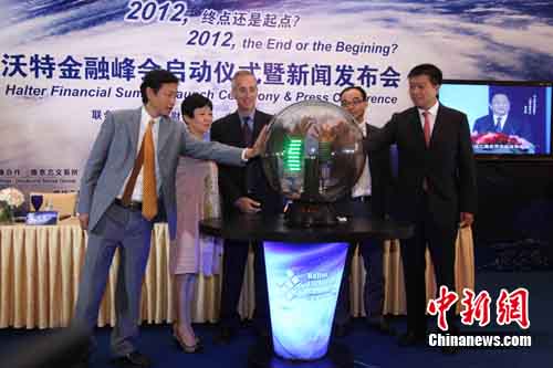 ���ؽ��ڷ��12�����������ǰ��ͳ���ؽ���ϯ