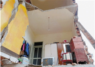 �㽭����һ��ׯ������ʯ��3���˼ұ���4�����ѣ�ͼ��