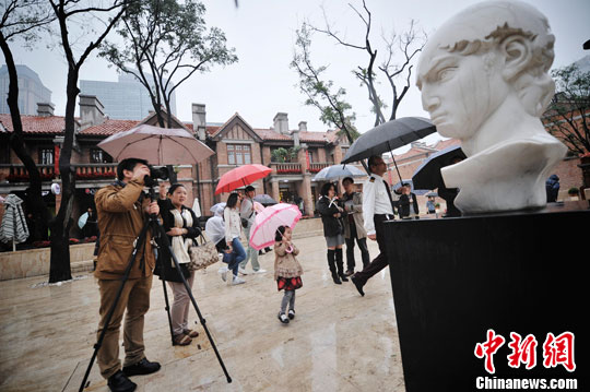 �����ũ���������ִ�����ά��˹�����չ