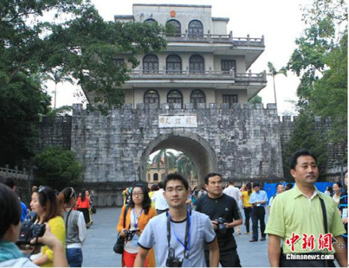 ̽����Խ�߾�����أ���������������ú�������