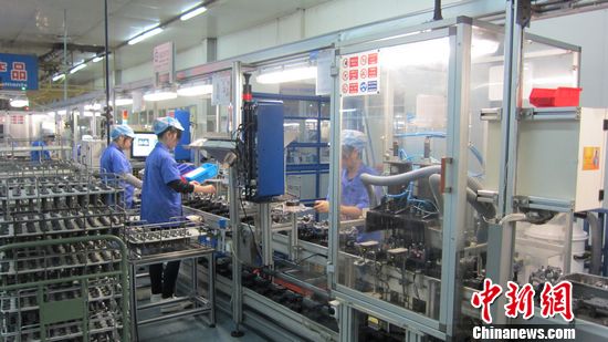 ��ˮ����������̽�û�ʯ��ͷ��ҵ��ɫת��֮·