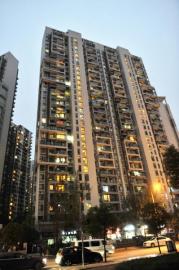 男孩课本留遗书跳楼身亡:曾被要求选择写检讨或罚站(2)