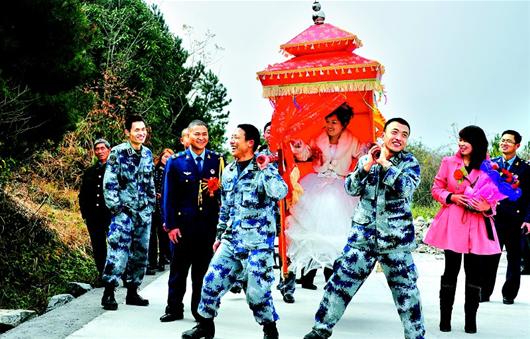 �Ͷ��״�վ�״�Ϊʿ���ٰ����ͼ��