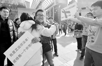 ���̲���Ⱦ�߽�ͷѰӵ��2Сʱ60��������ӵ��ͼ��