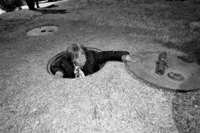 “井底人”河南老太回家遭儿子打再回北京图清静(图)