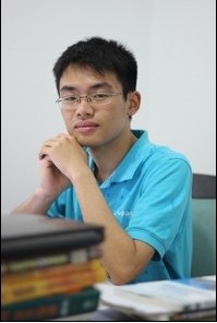 大四男生除夕到南极过年同学“求带企鹅”(图)