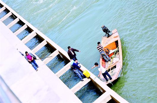 ������¡ˮ����ŦͶǧ�򽨻�����ɷǷ�����������