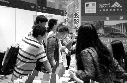 女“海归”出国留学花费百万回国工作月赚六千(图)